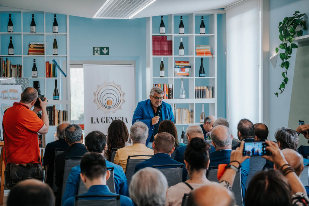 Riunione alla Terrazza